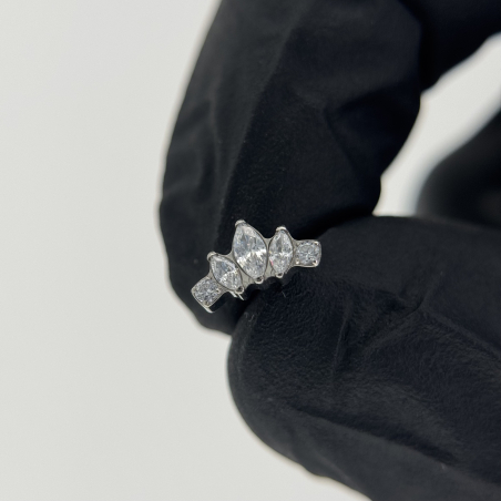 Marquise & Round Top